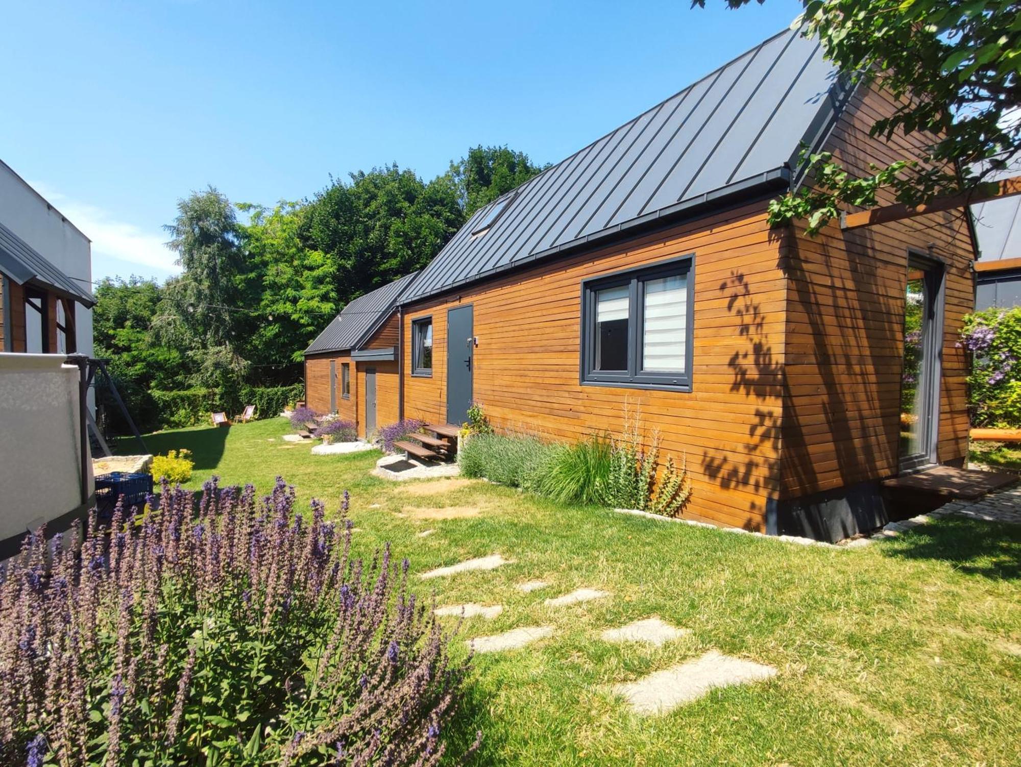 Ferienhaus Lawendowo- Sauna, Basen, W Ogrodzie I W Kamienicy